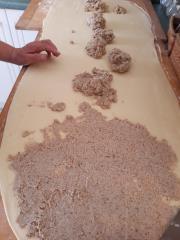 4. postopek priprave orehove mase na testo